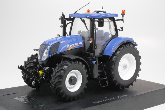 New Holland T7.210, blue