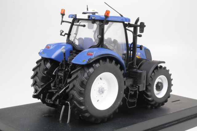 New Holland T7.210, blue