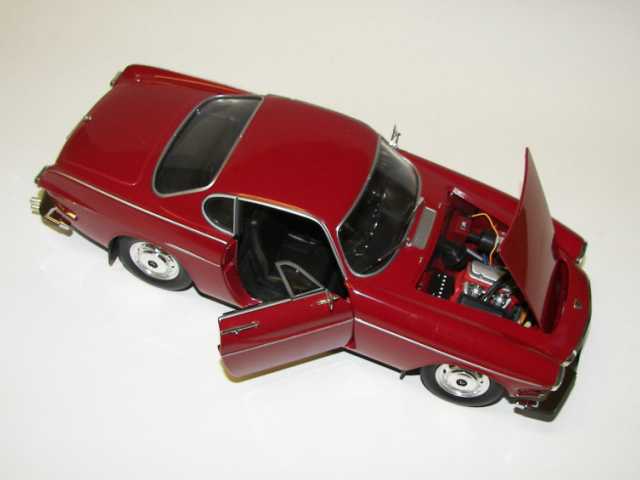 Volvo P1800S 1969, punainen