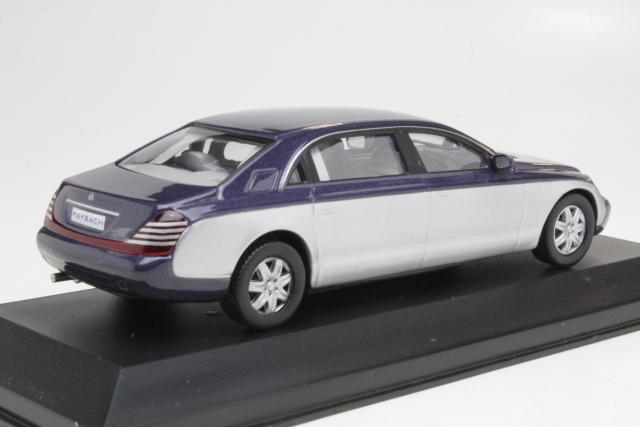 Maybach 62 2009, tummansininen/hopea