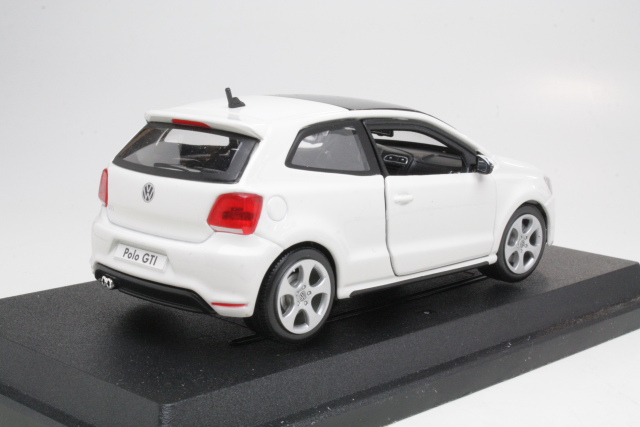 VW Polo GTi M5, white
