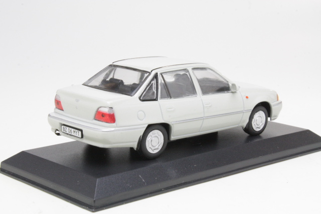 Daewoo Cielo, valkoinen
