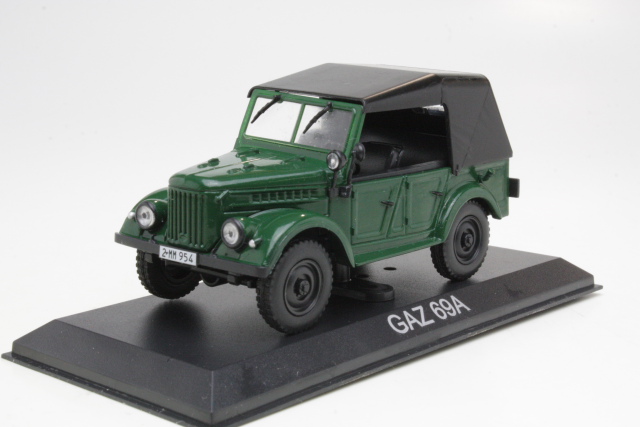 GAZ 69A 1972, dark green