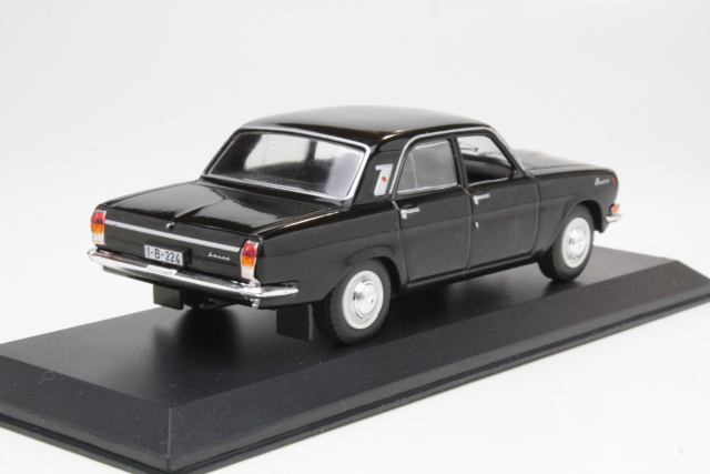 Volga GAZ M24 1967, black