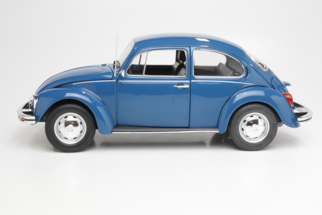 VW Beetle 1200 1983, blue