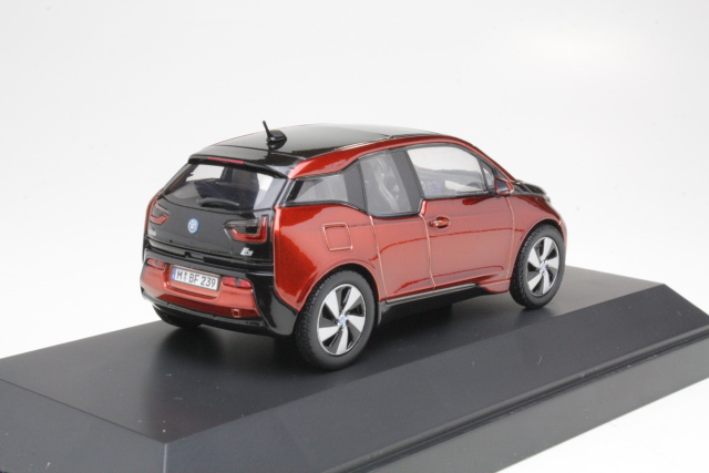 BMW i3 (i01), pronssi