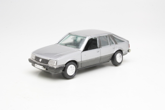 Opel Ascona C Hatchback, silver