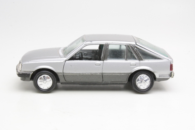 Opel Ascona C Hatchback, silver