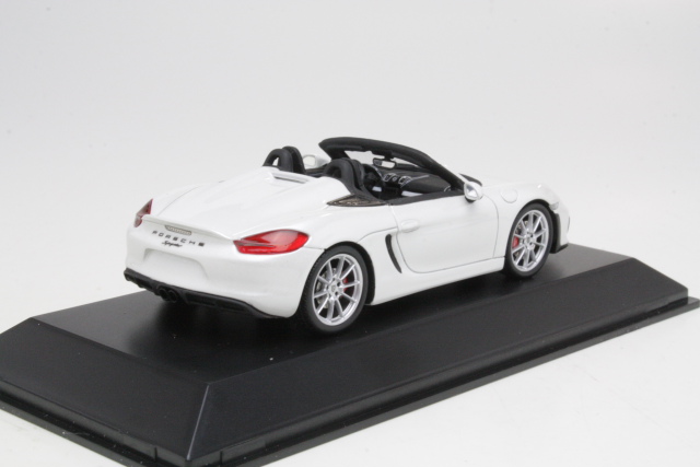 Porsche Boxster Spyder 2015, valkoinen - Sulje napsauttamalla kuva