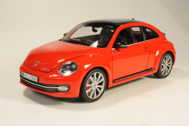 VW Beetle 2012, red