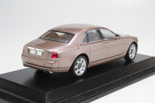Rolls-Royce Ghost 2010, palrose/silver
