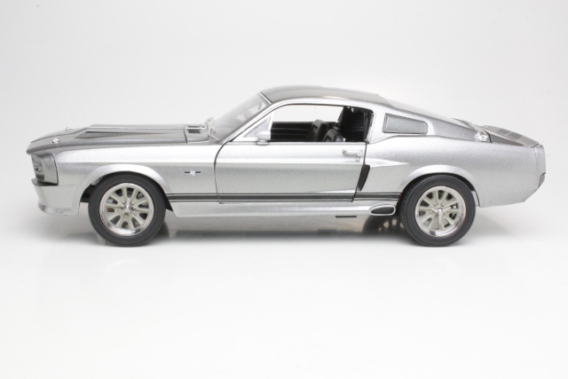 Shelby GT500 1967, hopea "Eleanor"