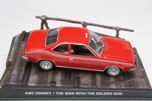 AMC Hornet 1974, punainen