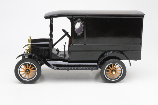 Ford Model T Paddy Wagon 1925, black