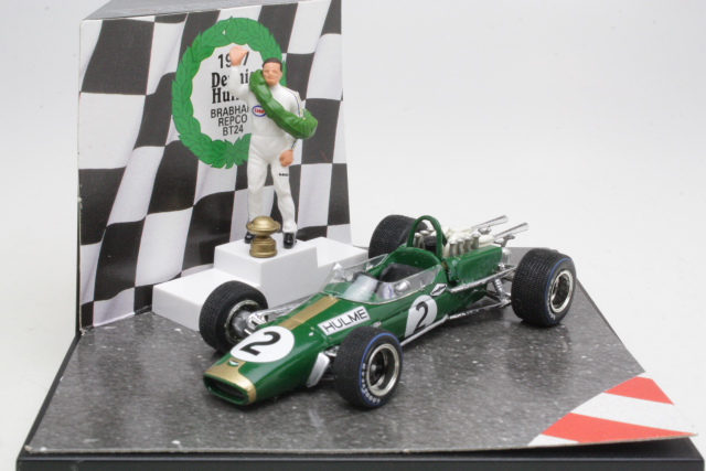 Brabham Repco BT24, World Champion 1967, D.Hulme, no.2 - Sulje napsauttamalla kuva