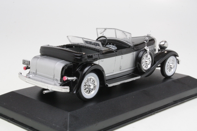 Chrysler Imperial Le Baron Pheaton 1933, hopea/musta