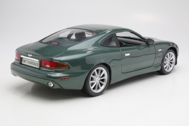 Aston Martin DB7 Vantage 1999, tummanvihreä - Sulje napsauttamalla kuva