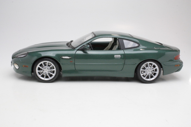 Aston Martin DB7 Vantage 1999, tummanvihreä - Sulje napsauttamalla kuva