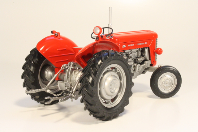 Massey Ferguson 65, punainen 1:16 - Sulje napsauttamalla kuva