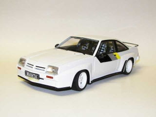 Opel Manta B 400, valkoinen