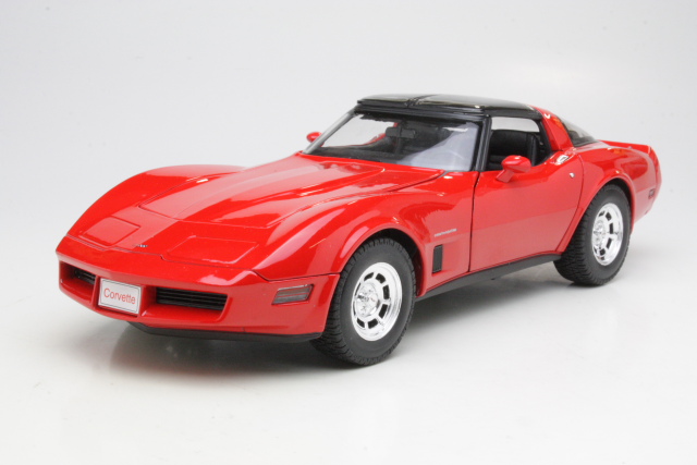 Chevrolet Corvette C3 Coupe 1982, punainen - Sulje napsauttamalla kuva