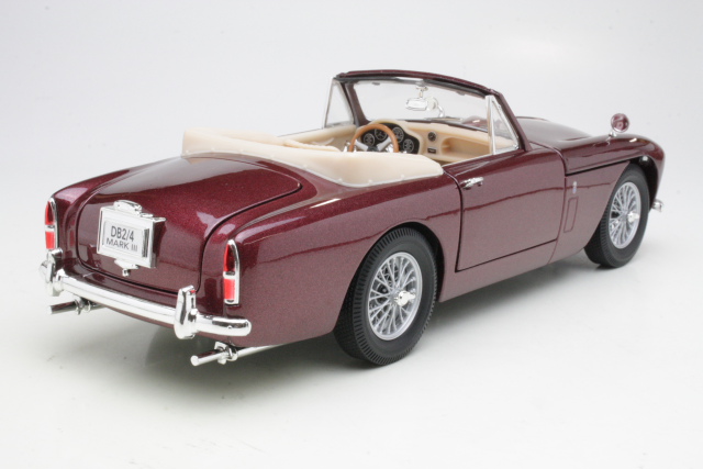 Aston Martin DB 2-4 Mk.III 1957, punainen