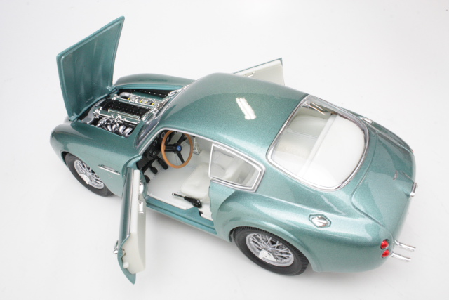 Aston Martin DB4 GT Zagato 1960, vihreä - Sulje napsauttamalla kuva