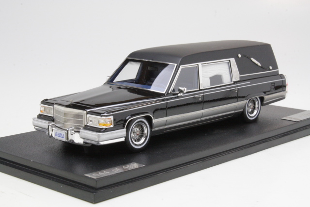 Cadillac Eureka Concours Hearse 1991, musta - Sulje napsauttamalla kuva