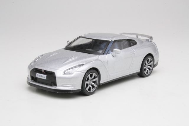 Nissan GT-R (R35) 2008, hopea - Sulje napsauttamalla kuva