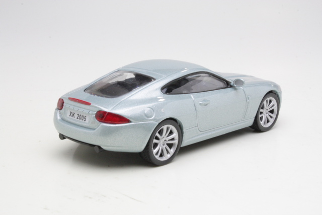 Jaguar XK Coupe 2005, vaaleansininen - Sulje napsauttamalla kuva