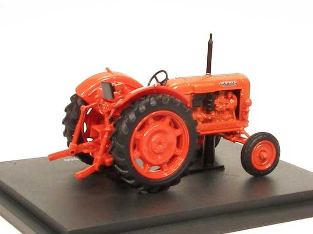 Nuffield Universal 4 1960, orange