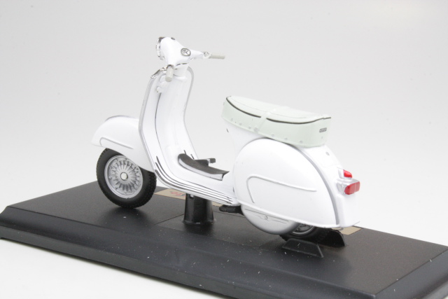 Vespa 160 GS 1962, valkoinen