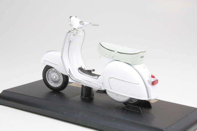 Vespa 160 GS 1962, valkoinen - Sulje napsauttamalla kuva