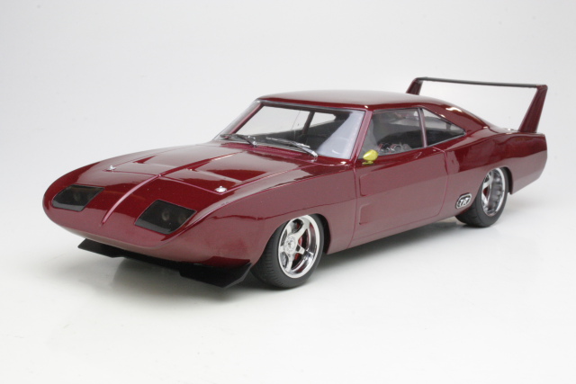 Dodge Charger Daytona Custom 1969 "Fast & Furious 6 (2013)" - Sulje napsauttamalla kuva