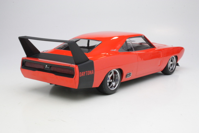 Dodge Charger Daytona 1969, oranssinpunainen - Sulje napsauttamalla kuva