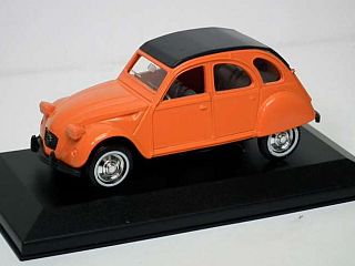 Citroen 2CV, orange/black
