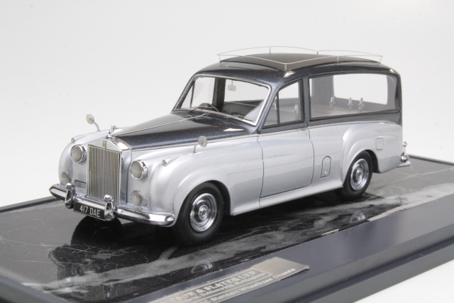 Simpson & Slater RR SC Hearse 1957, silver