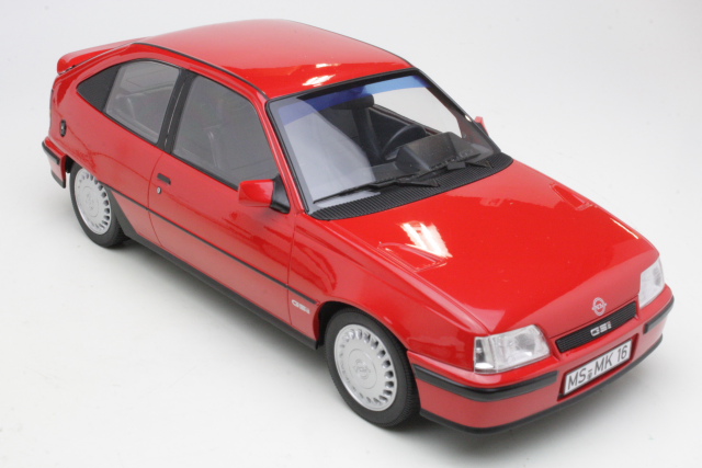 Opel Kadett E GSi 1984, punainen
