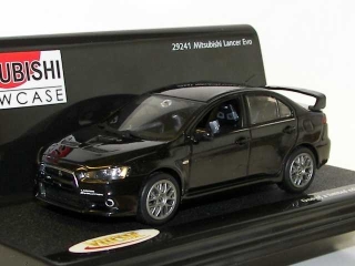Mitsubishi Lancer Evo X, musta