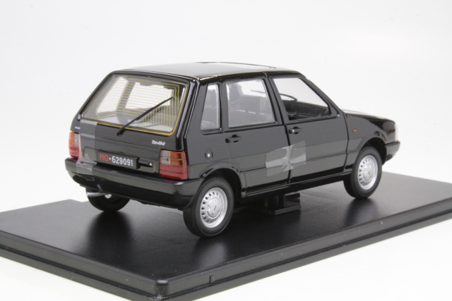 Fiat Uno 55S 1983, musta