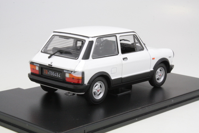 Autobianchi A112 Abarth 1979, valkoinen - Sulje napsauttamalla kuva