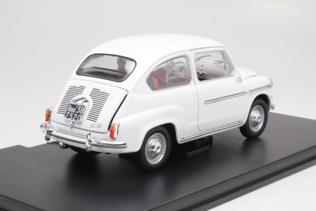 Fiat 600D 1960, white - Click Image to Close
