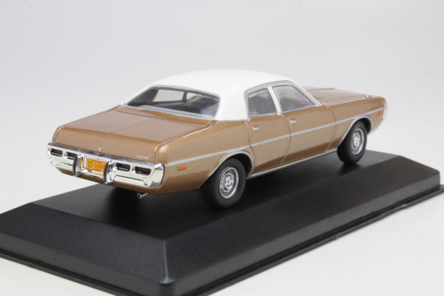 Dodge Coronet 1973, brown