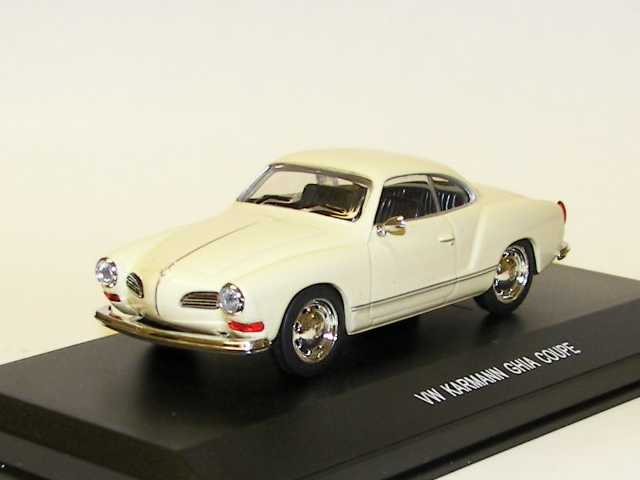 VW Karmann Ghia Coupe 1968, beige