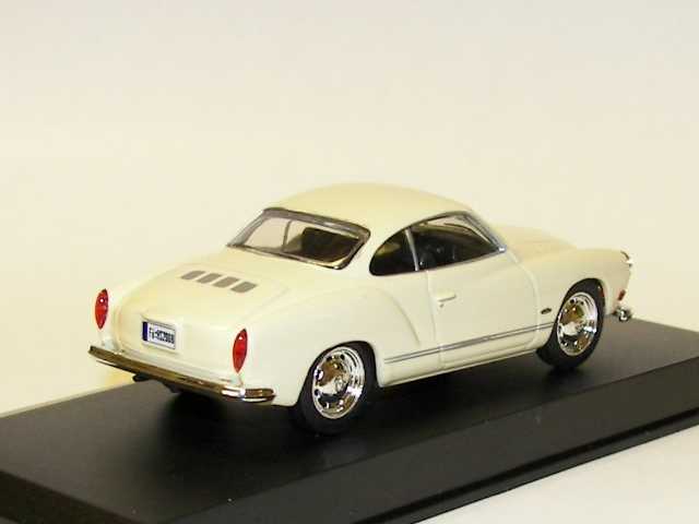 VW Karmann Ghia Coupe 1968, beige