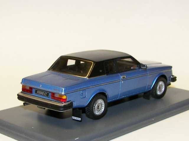 Volvo 262C Bertone 1981, metallinsininen