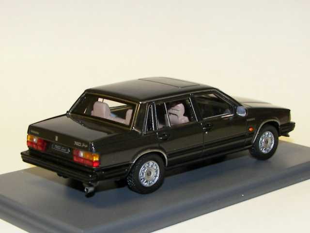 Volvo 740 Turbo 1987, musta
