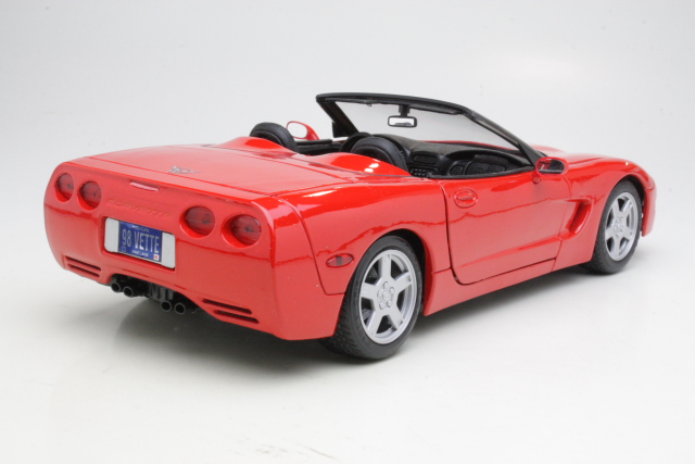 Chevrolet Corvette C5 Convertible 1998, punainen - Sulje napsauttamalla kuva