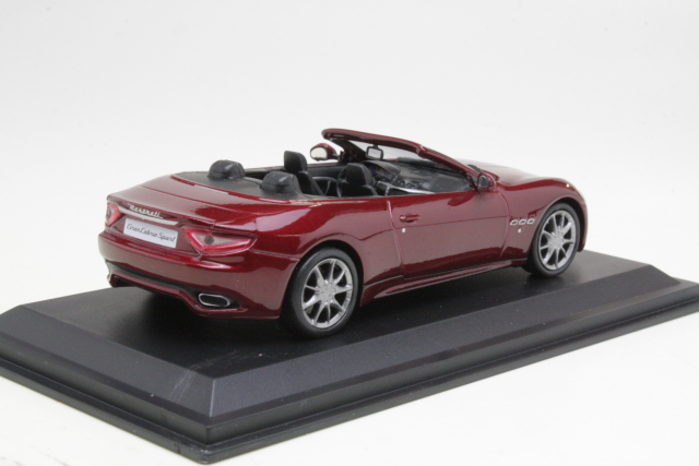 Maserati Gran Cabrio Sport 2013, tummanpunainen - Sulje napsauttamalla kuva