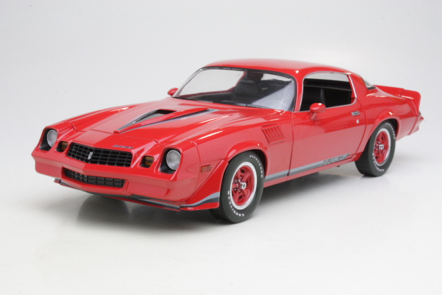 Chevrolet Camaro Z28 1979, punainen - Sulje napsauttamalla kuva